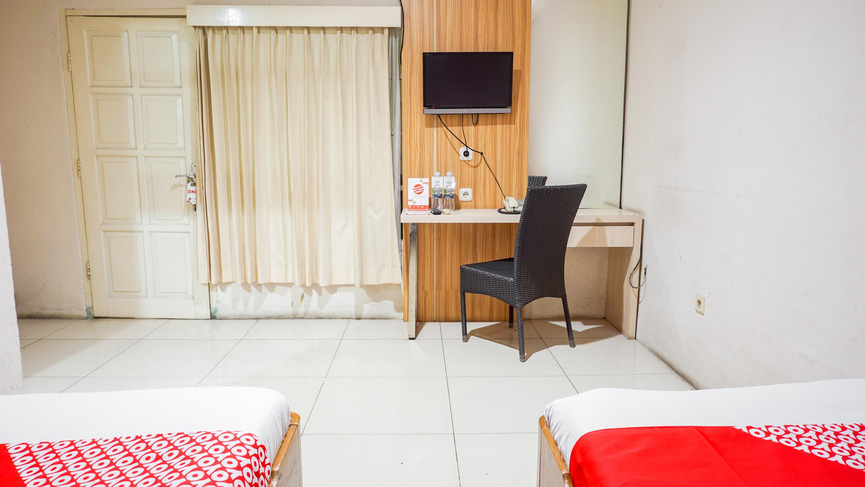 Oyo 2085 Chrysanta Hotel Bandung Eksteriør billede